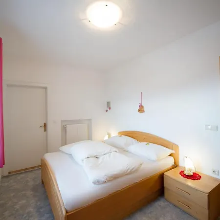 Apartment Kristallhof Golden Caldaro